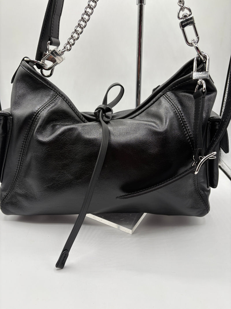 Louis Vuitton carry all cargo vibe pm