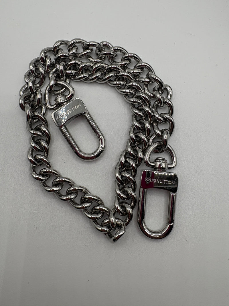 Louis Vuitton carry all cargo vibe pm