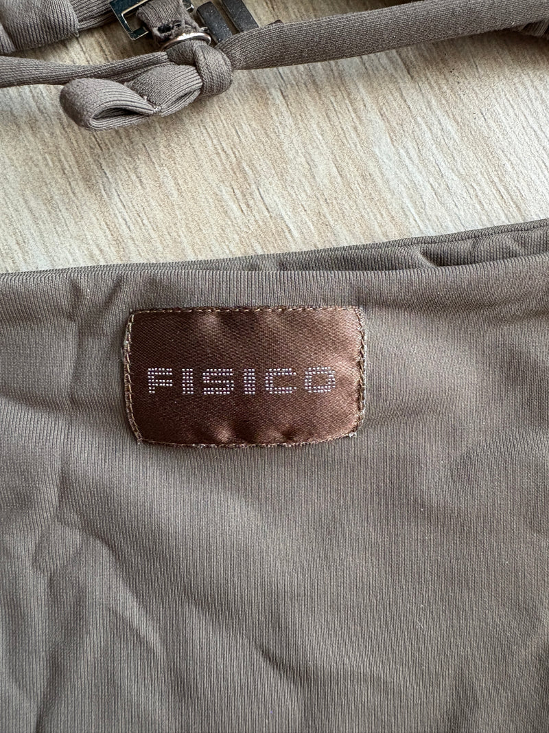 Fisico costume