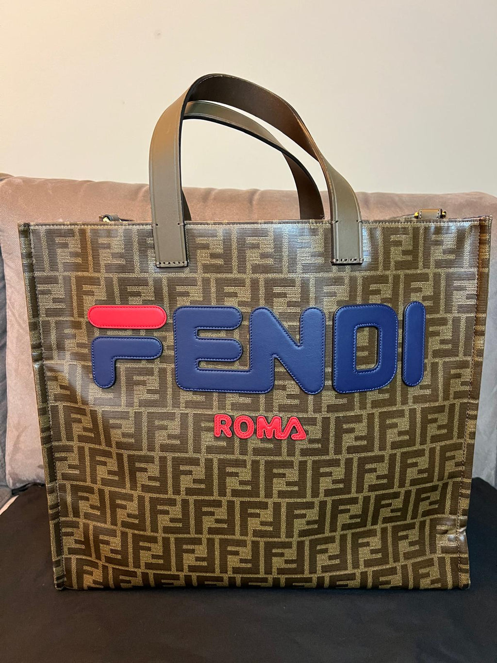 Fendi shopping Tote per fila
