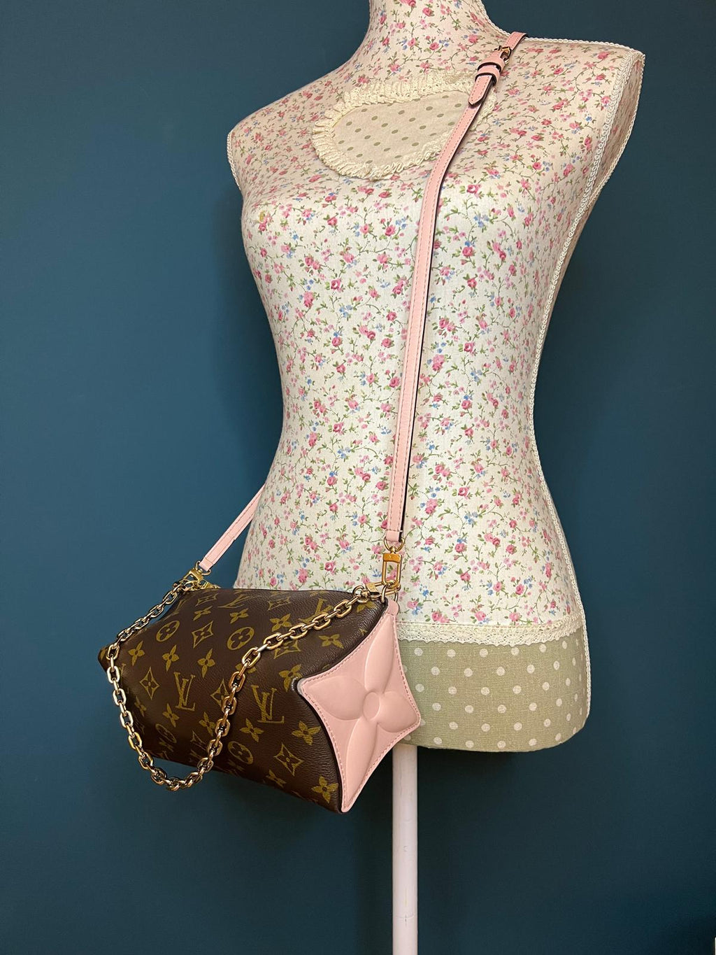 Louis Vuitton bloom
