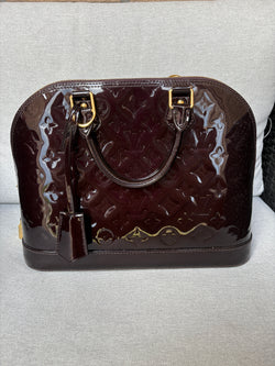 Louis Vuitton Alma pm