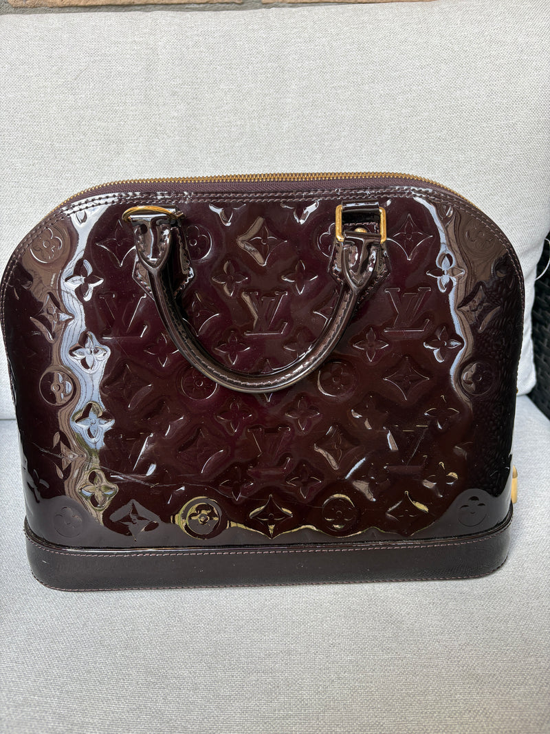 Louis Vuitton Alma pm