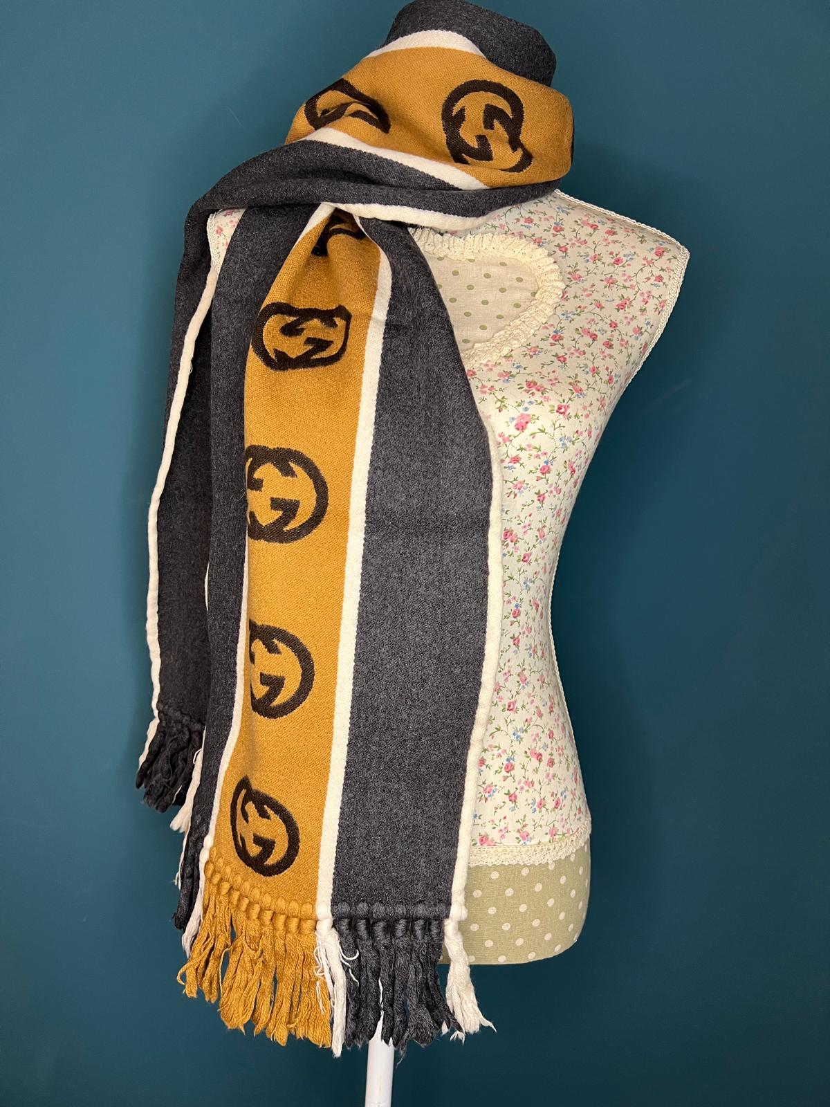 Gucci maxi sciarpa