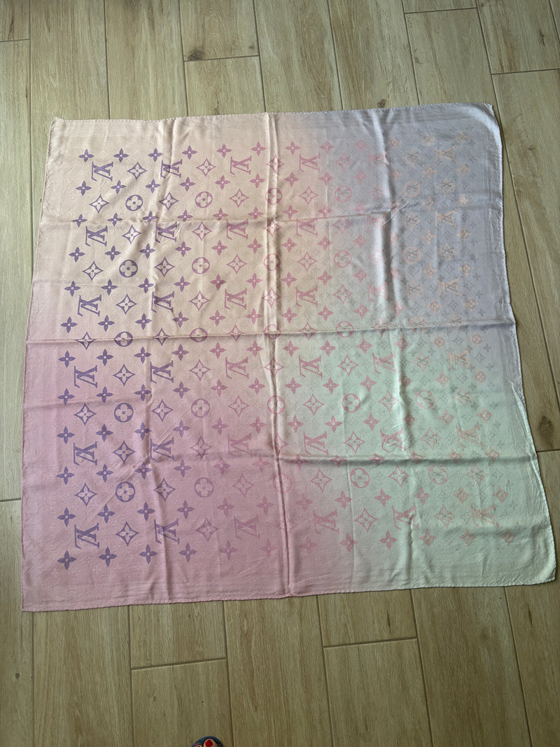 Louis Vuitton stola limited pastel