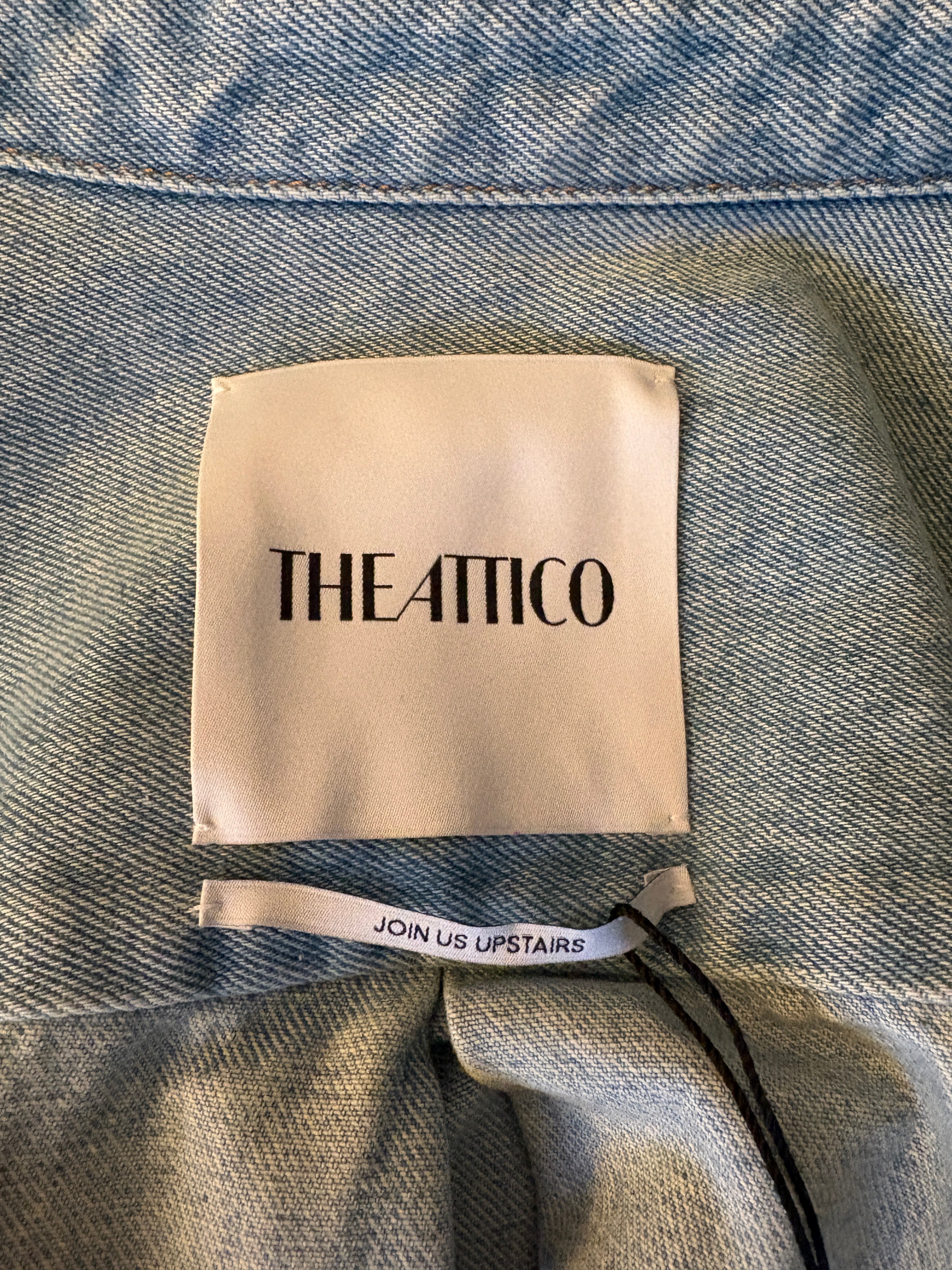 The attico camicia