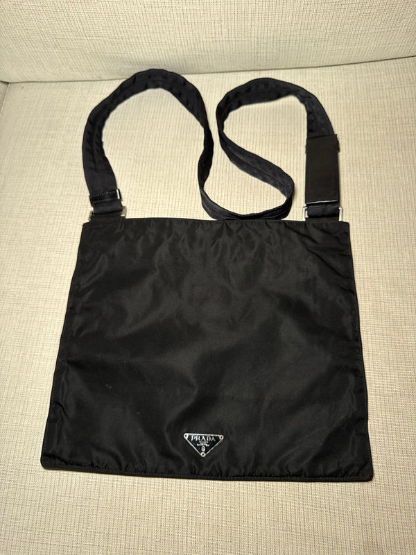 Prada piattina nera