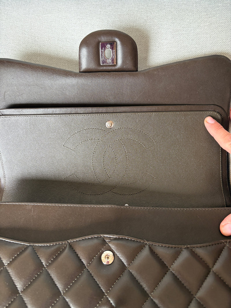Chanel jumbo