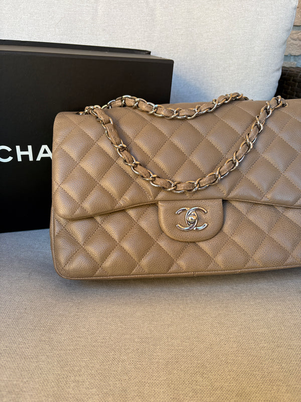 Chanel 2.55 jumbo