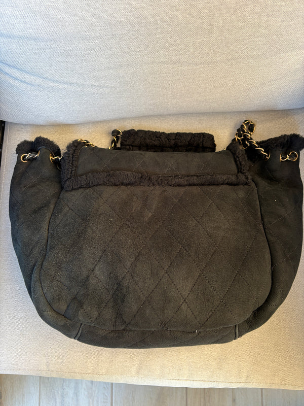 Chanel in montone nero