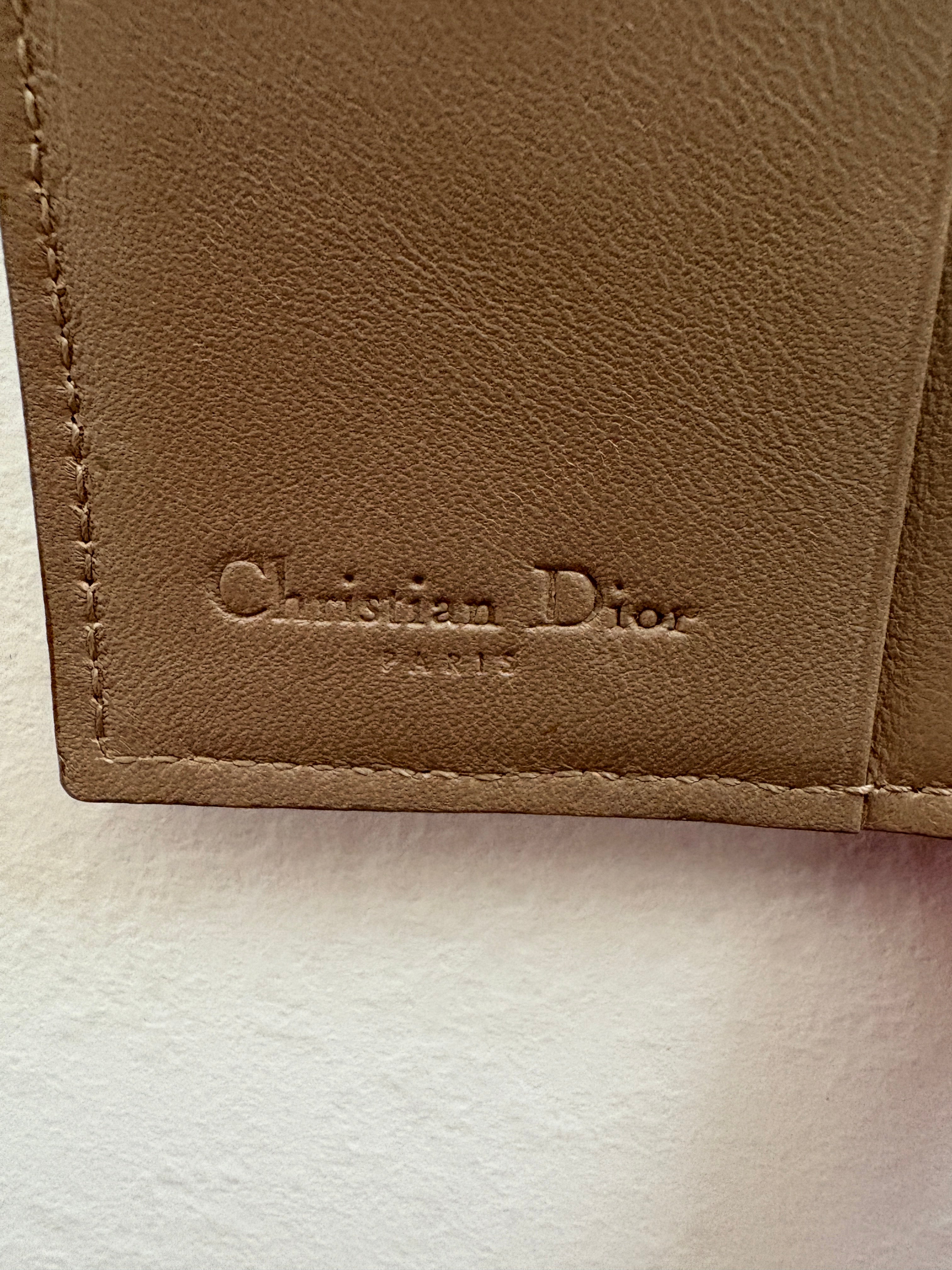 Christian Dior portafoglio