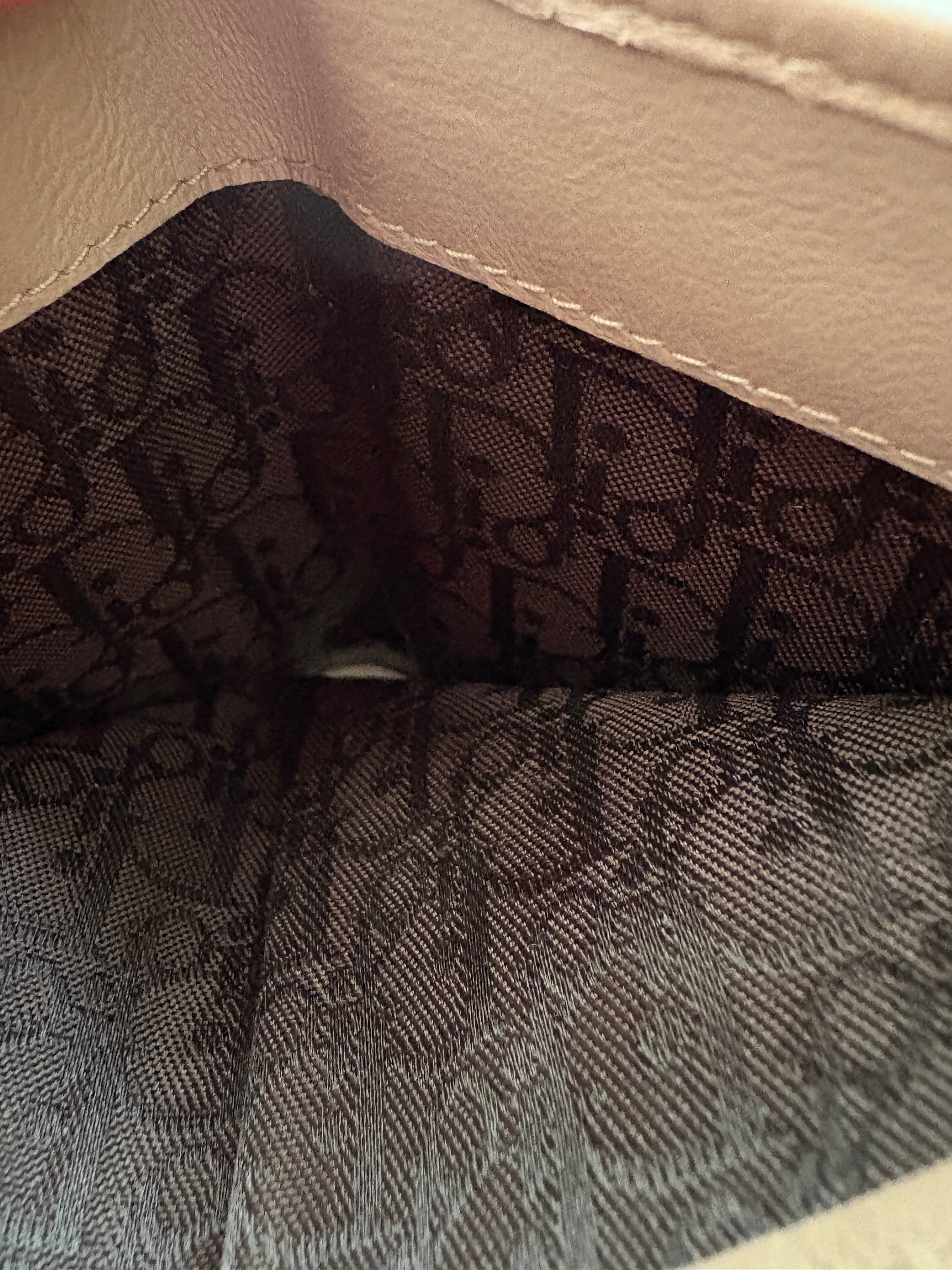 Christian Dior portafoglio
