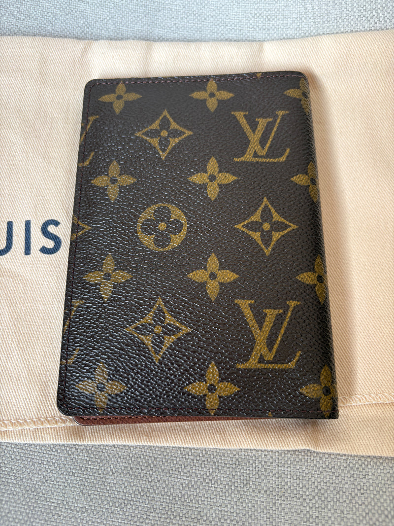 Louis Vuitton porta passaporto
