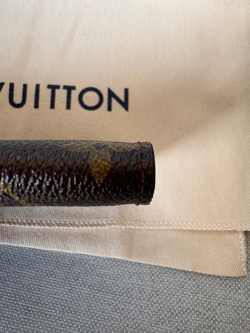 Louis Vuitton porta passaporto