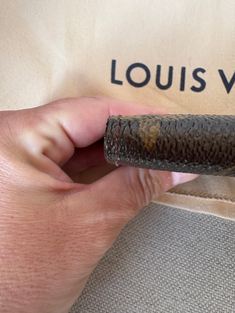 Louis Vuitton porta passaporto