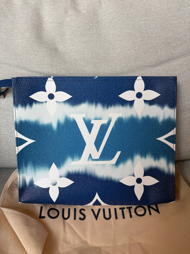 Louis Vuitton Pochette toilette 26