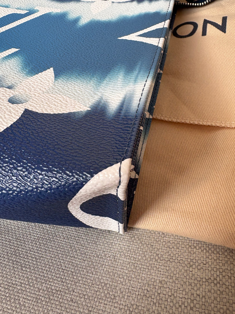 Louis Vuitton Pochette toilette 26