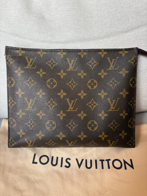 Louis Vuitton toilette 26