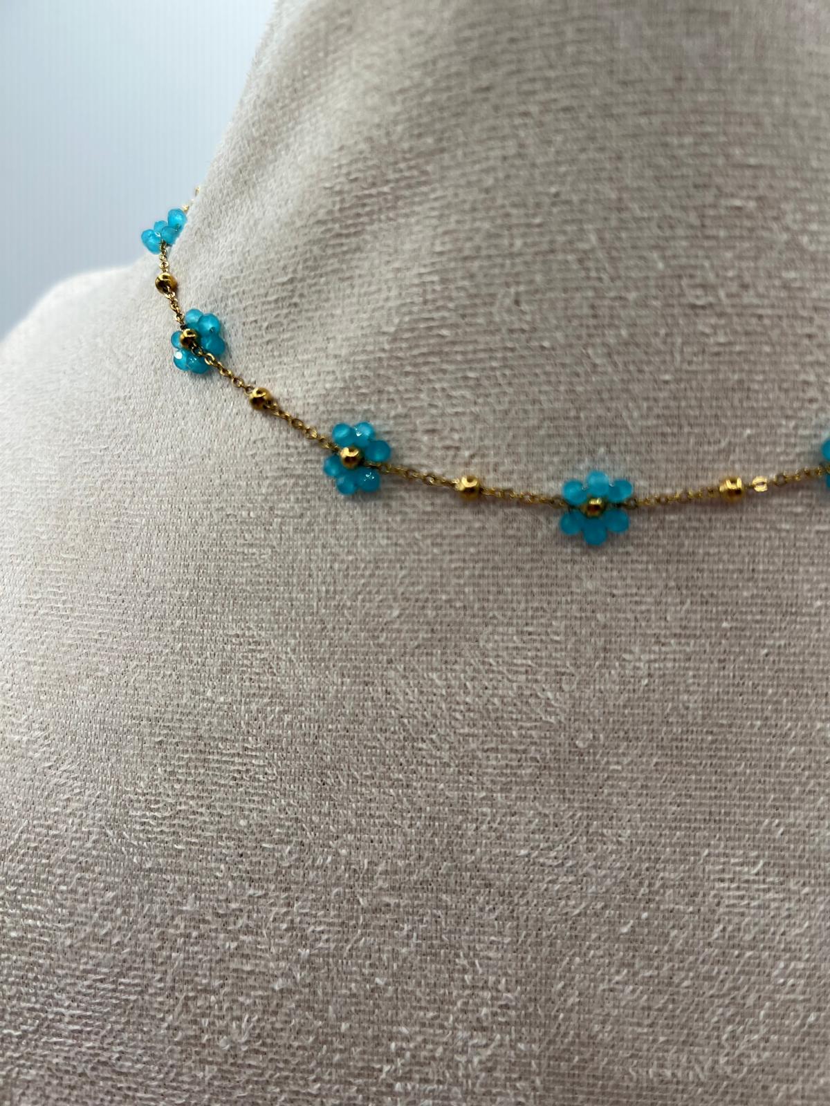 Collana fiorellini