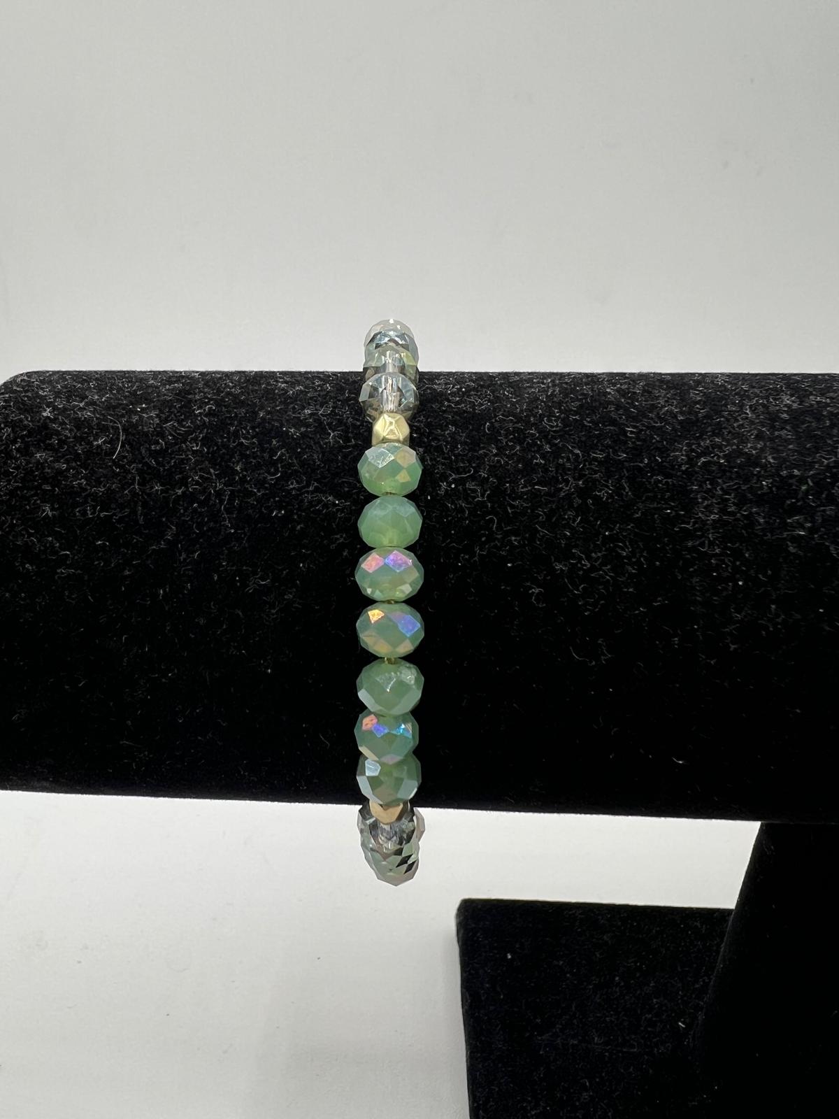 Bracciale perline verde acqua