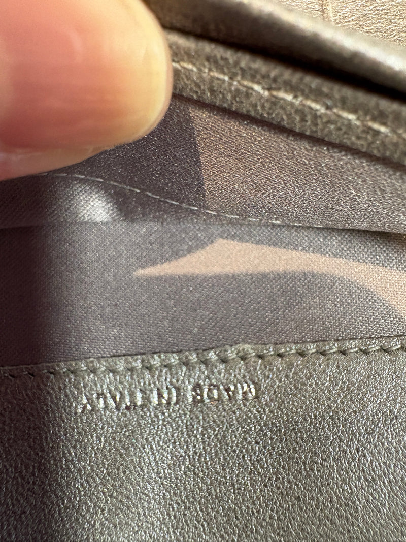 Chanel portafoglio camelia