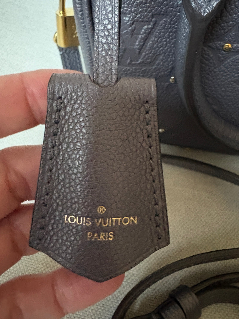 Louis Vuitton Speedy 20