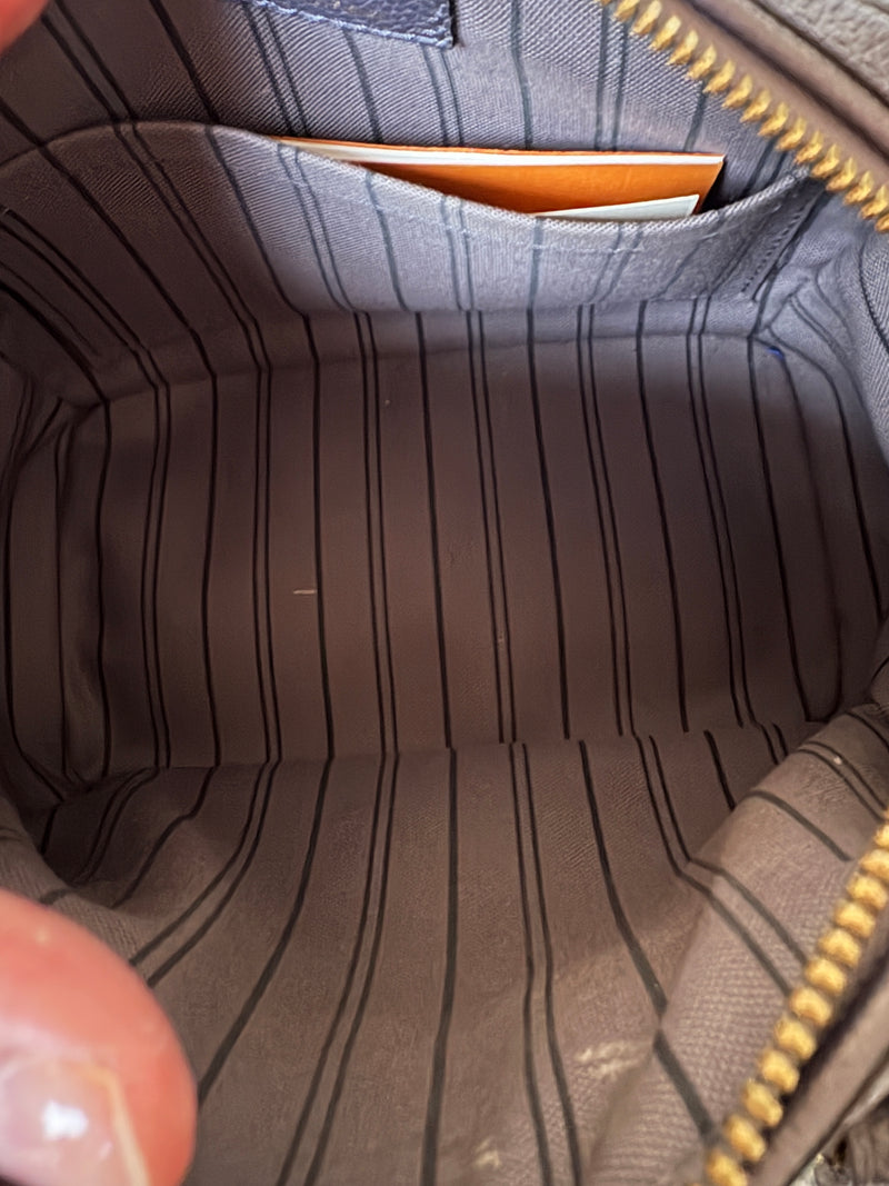 Louis Vuitton Speedy 20