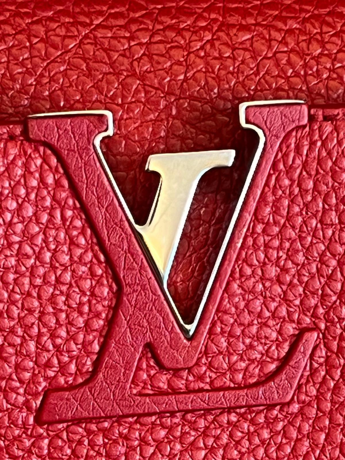 Louis Vuitton capucines mm