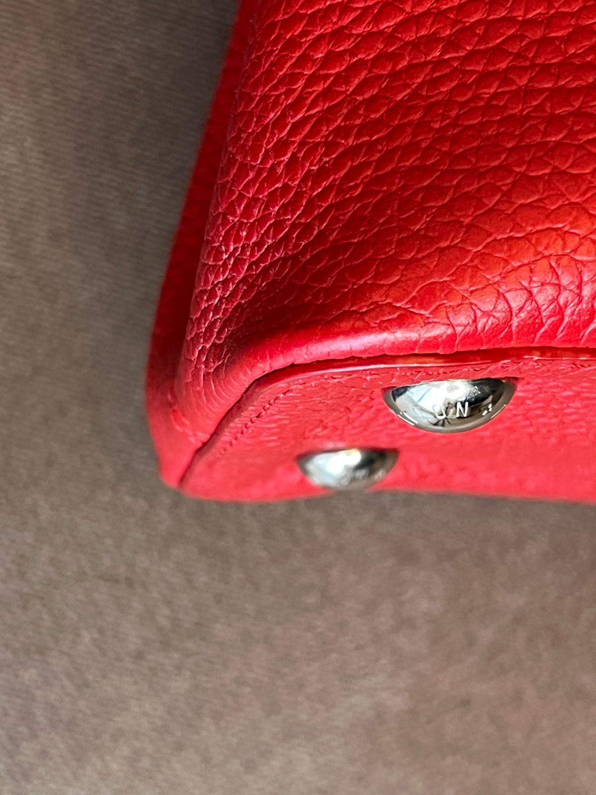 Louis Vuitton capucines mm