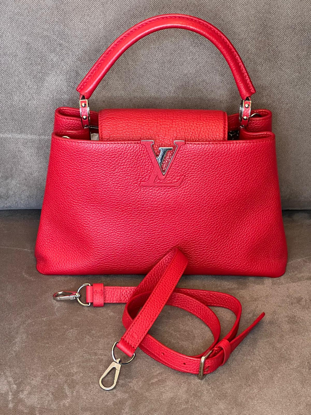 Louis Vuitton capucines mm