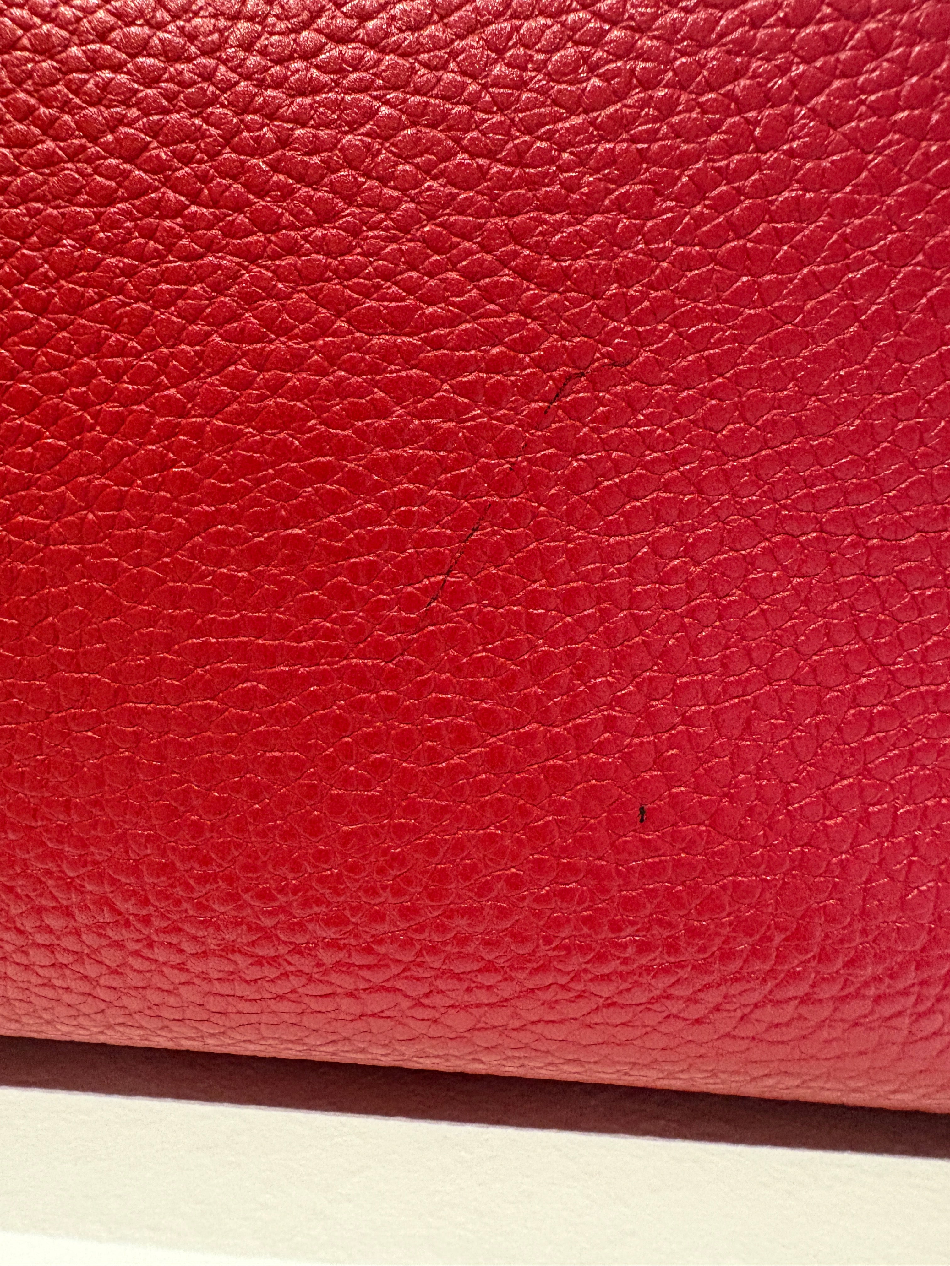 Louis Vuitton capucines mm