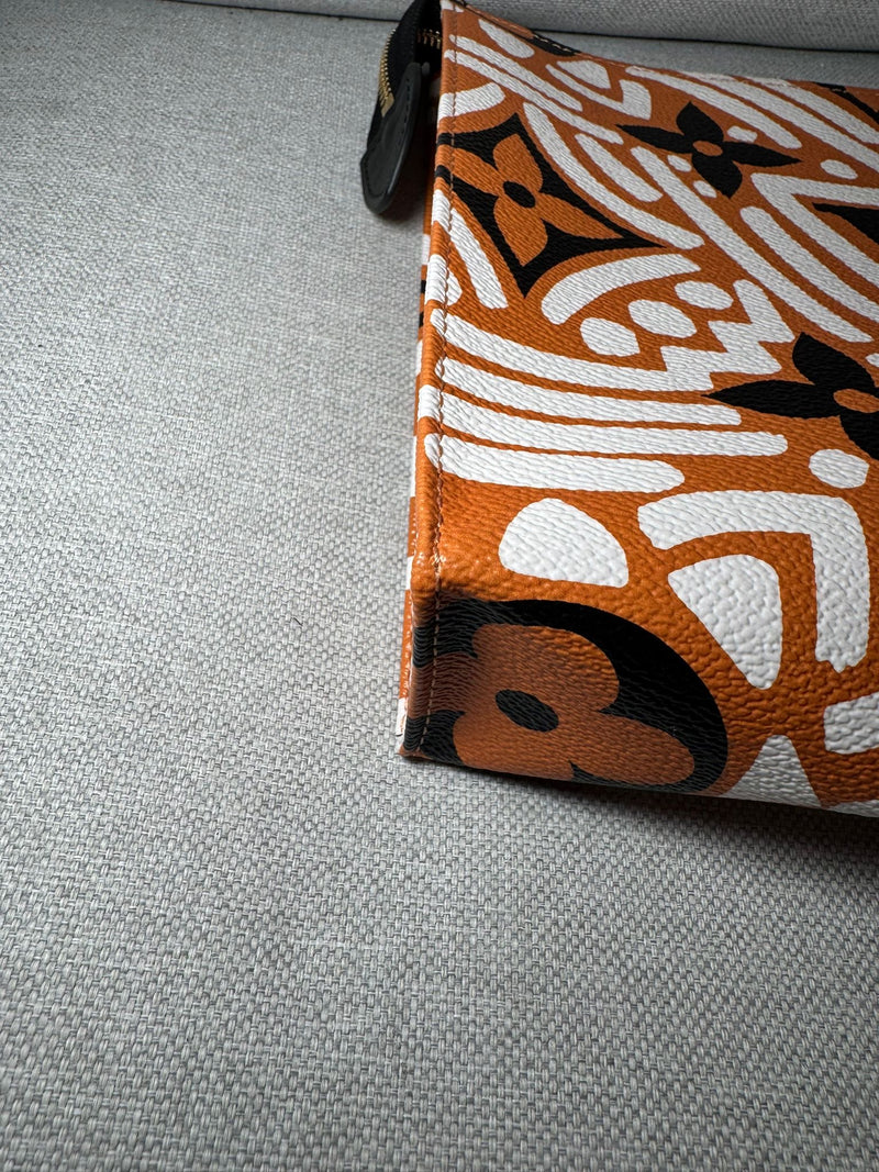 Louis Vuitton toilette