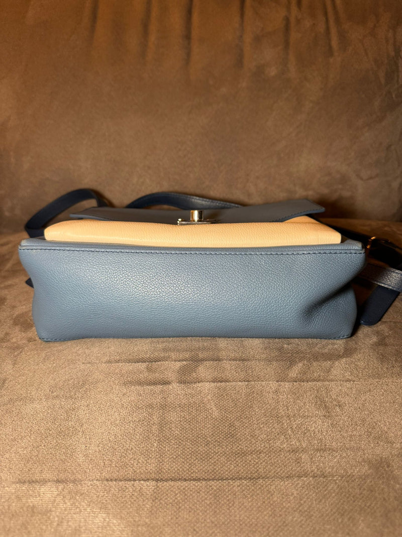 Louis Vuitton lock me