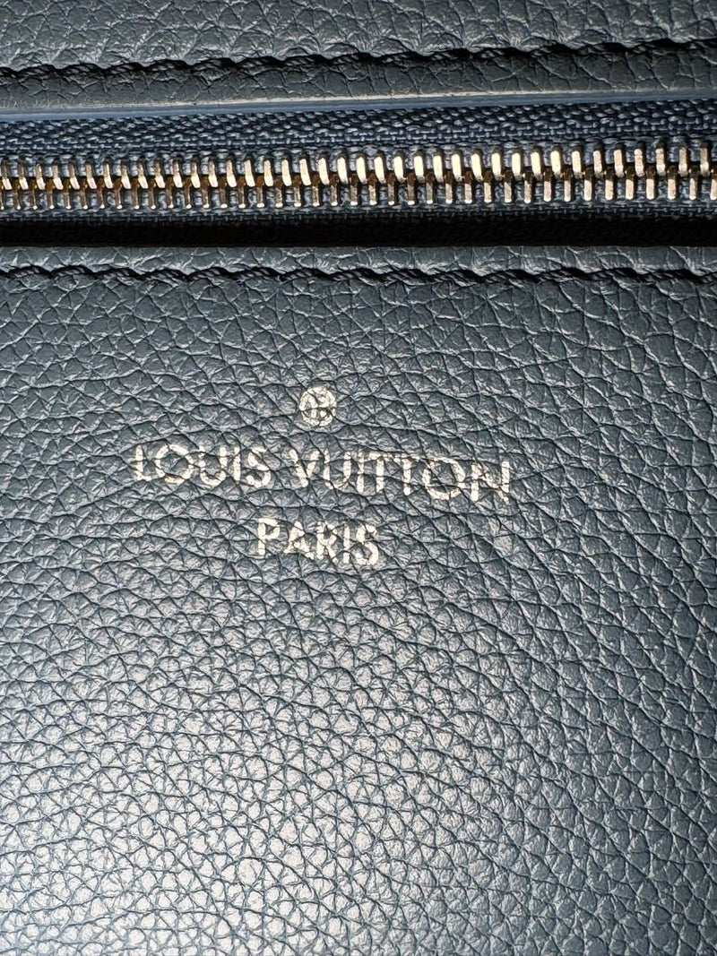 Louis Vuitton lock me