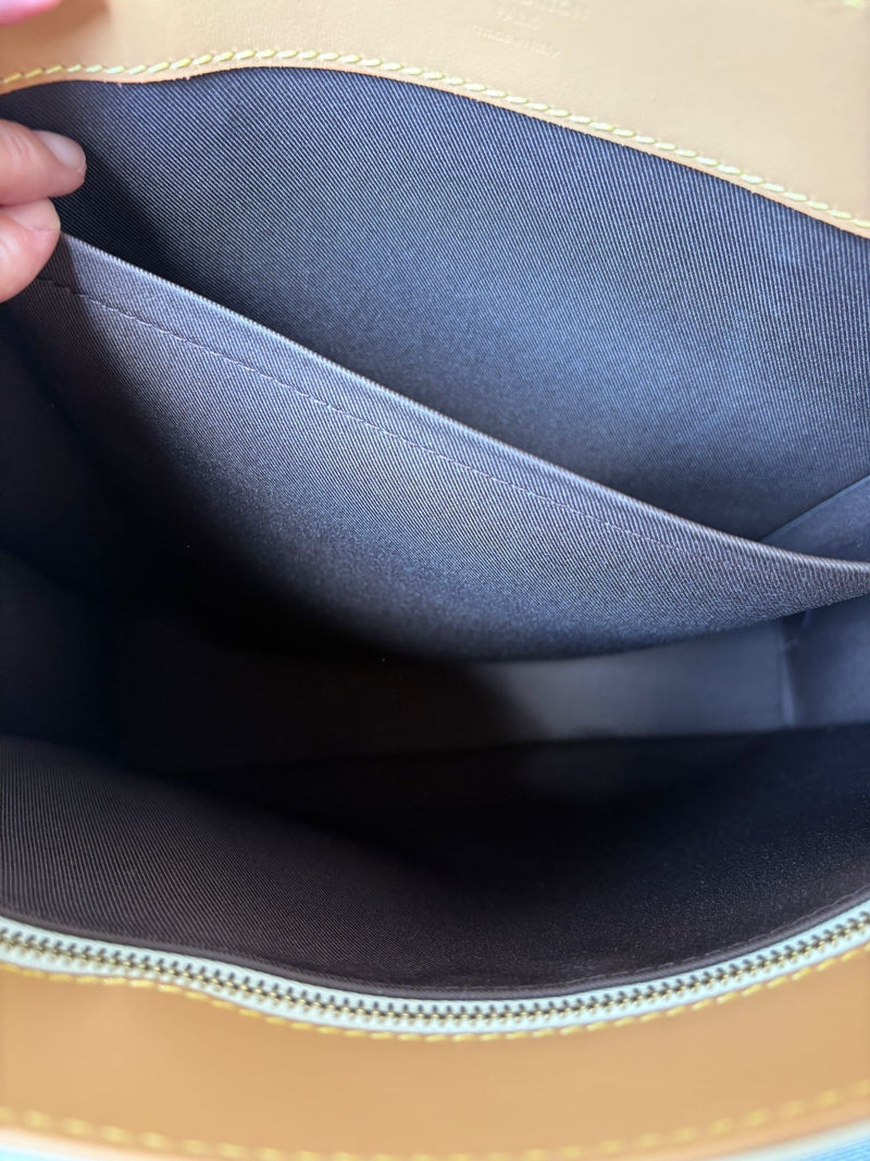 Louis Vuitton Sac Plat
