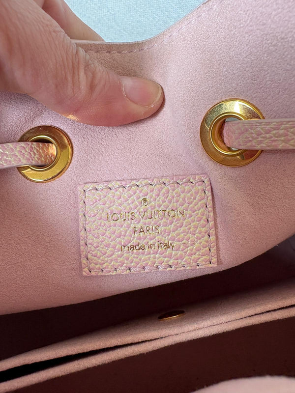 Louis Vuitton neo noe bb stardust